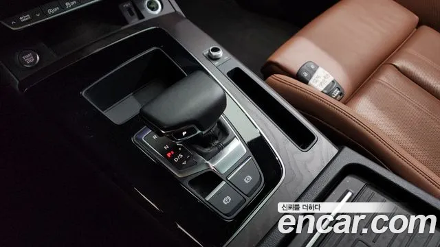 Audi Q5 40 TDI quattro Sportback Premium — Фото автомобиля 9
