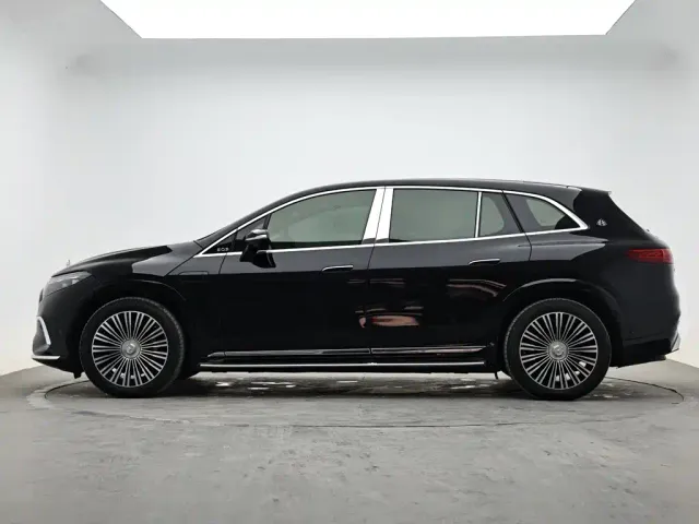 Mercedes-Benz Maybach EQS SUV — Фото автомобиля 6