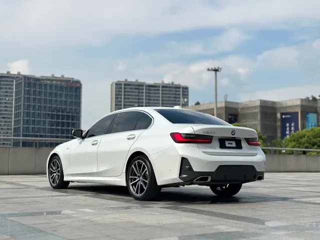 BMW 3 Series — Фото автомобиля 20