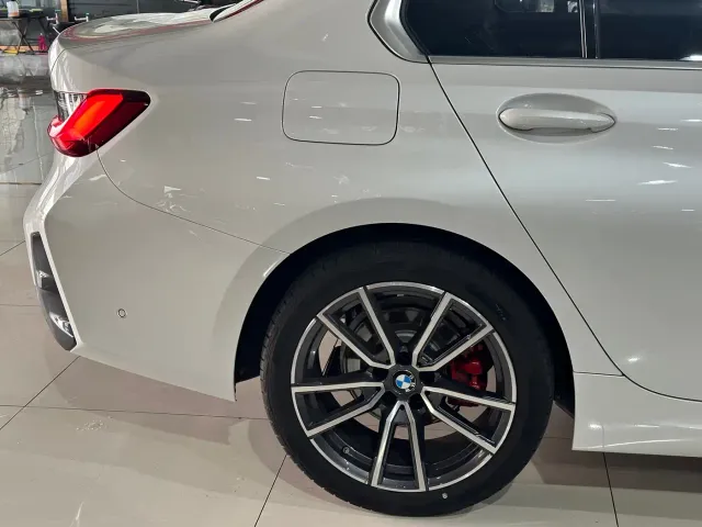 BMW 3 Series — Фото автомобиля 20