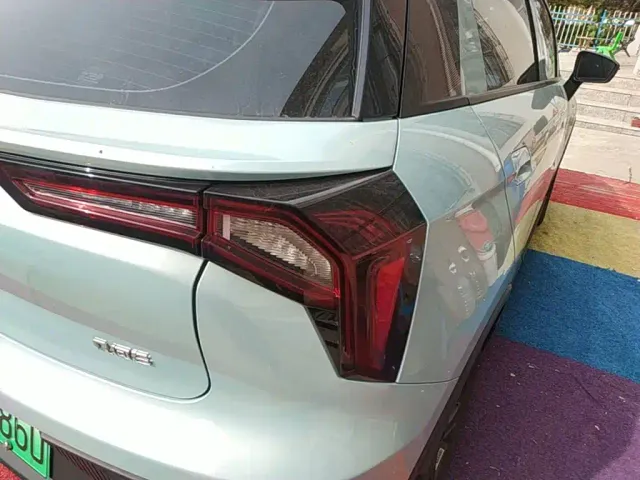 Geely Geometry E Firefly — Фото автомобиля 7