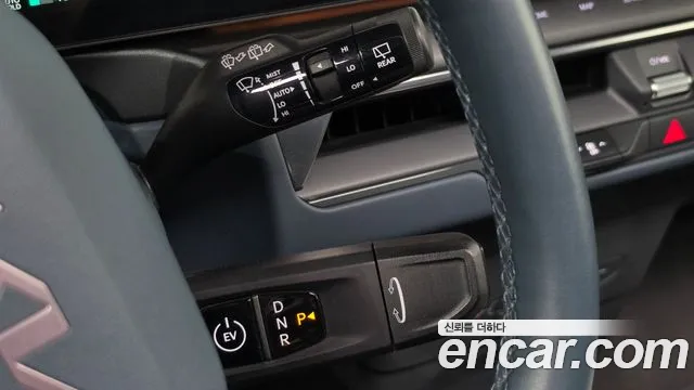 Kia EV9 — Фото автомобиля 8