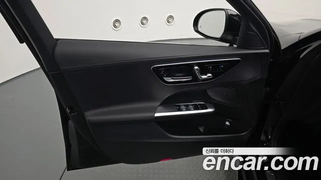 Mercedes-Benz C-Class — Фото автомобиля 21