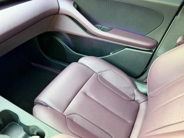 Nio ET5 Touring — Фото автомобиля 14
