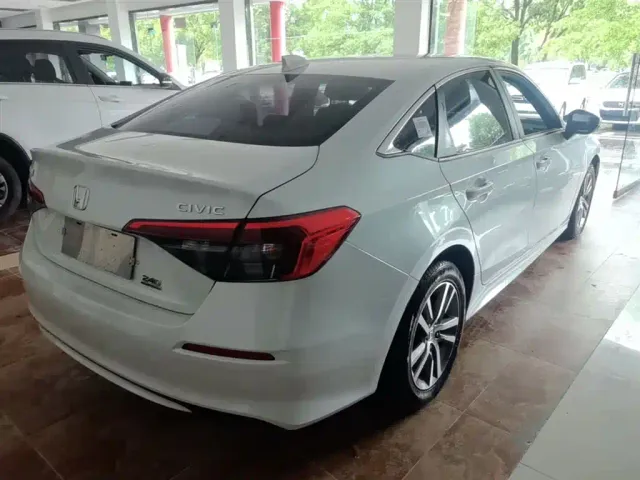 Honda Civic — Фото автомобиля 6