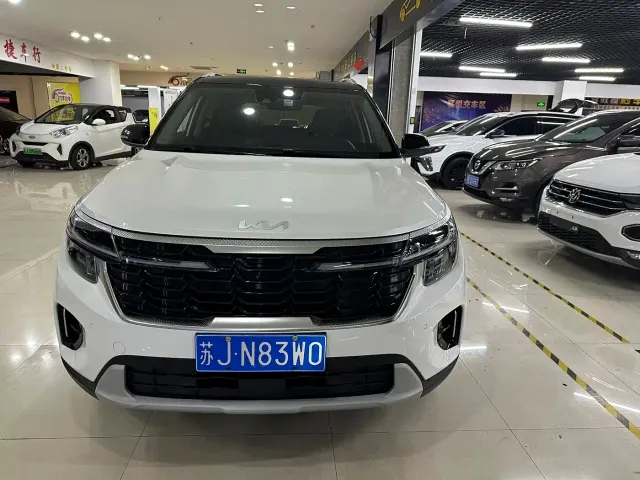 Kia Seltos — Фото автомобиля 2