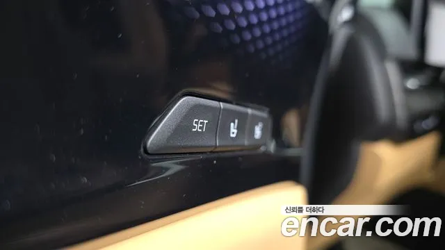 Kia Canival Carnival 4 поколение Бензин 9 мест Signature — Фото автомобиля 17