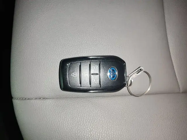 Toyota Granvia — Фото автомобиля 8