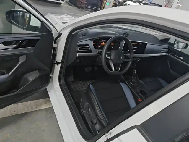 Volkswagen Lavida — Фото автомобиля 15