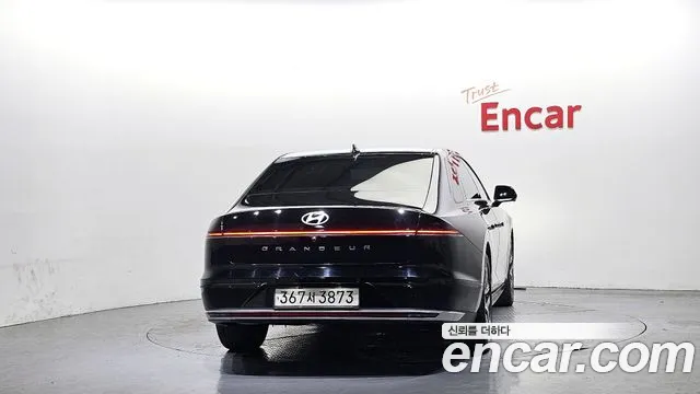 Hyundai Grandeur Grandeur (GN7) 2.5 Бензин 2WD — Фото автомобиля 4