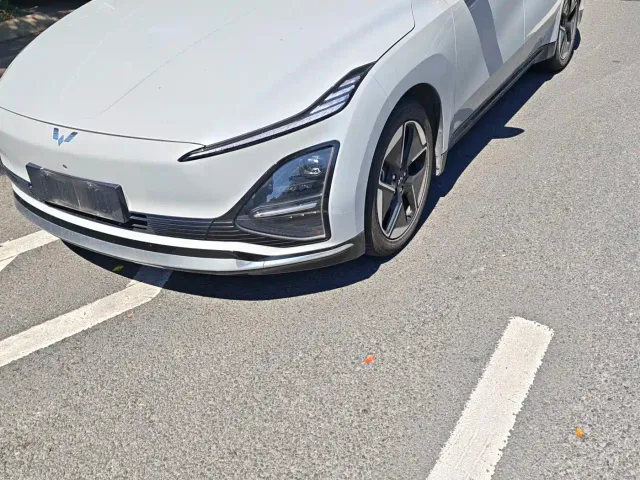 Wuling Starlight — Фото автомобиля 2