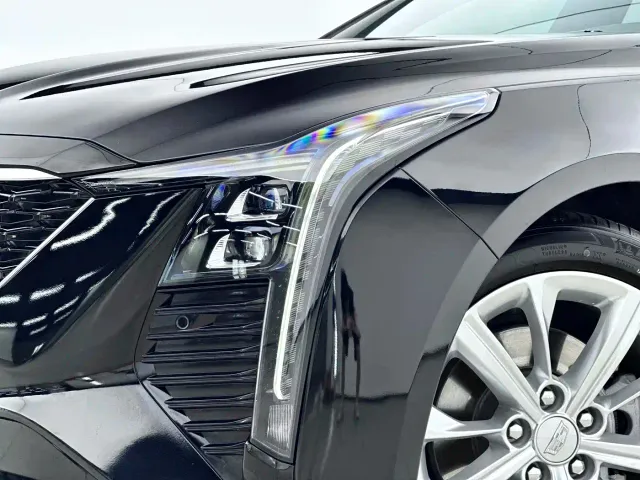 Cadillac CT5 — Фото автомобиля 14