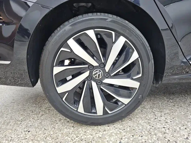 Volkswagen Passat — Фото автомобиля 15