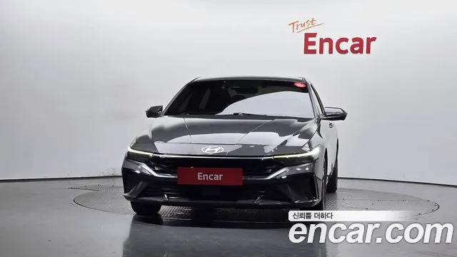 Hyundai AVANTE Новый Avante (CN7) — Фото автомобиля 3
