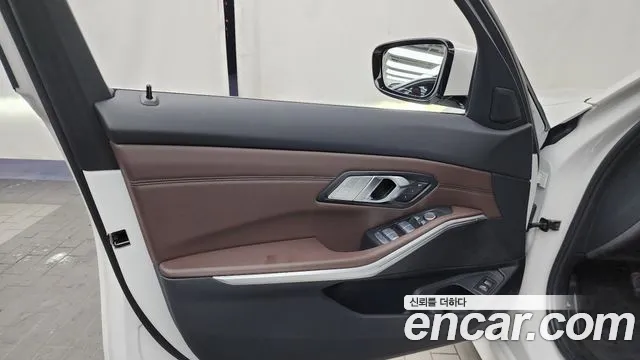 BMW 3-Series 3 серия (G20) 320d Touring Luxury — Фото автомобиля 23
