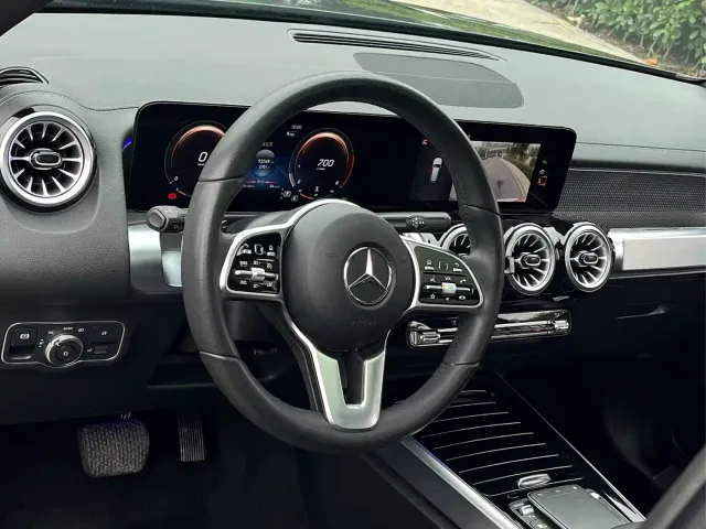 Mercedes-Benz GLB-Class — Фото автомобиля 11