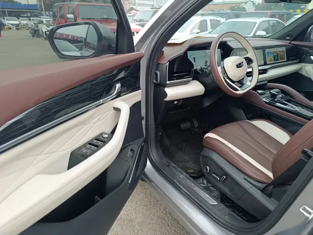 Geely Xingyue L — Фото автомобиля 4