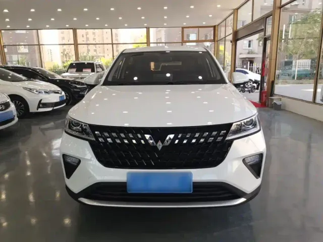 Wuling Xingchi — Фото автомобиля 2