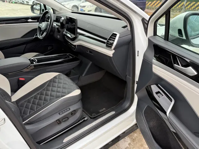 Volkswagen ID.6 Crozz — Фото автомобиля 5