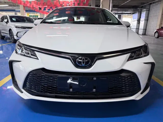 Toyota Corolla — Фото автомобиля 2