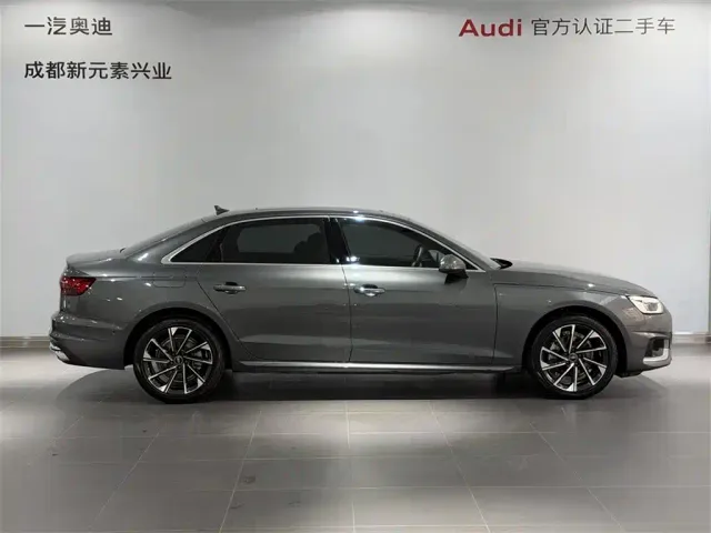 Audi A4L — Фото автомобиля 3