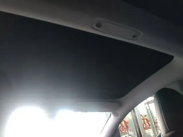 Tesla Model 3 — Фото автомобиля 13