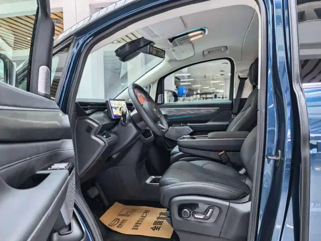 Geely Yizhen L380 — Фото автомобиля 11