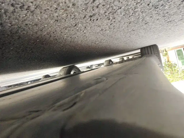 Tesla Model Y — Фото автомобиля 15