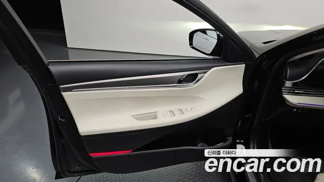 Hyundai Grandeur — Фото автомобиля 24