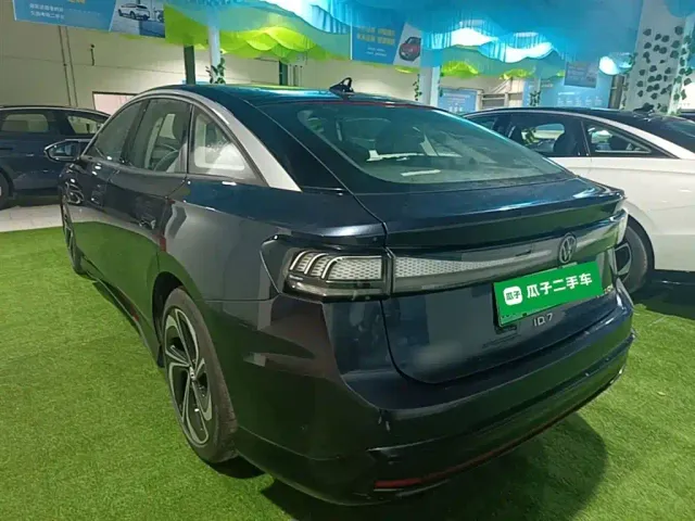 Volkswagen ID.7 Vizzion — Фото автомобиля 4
