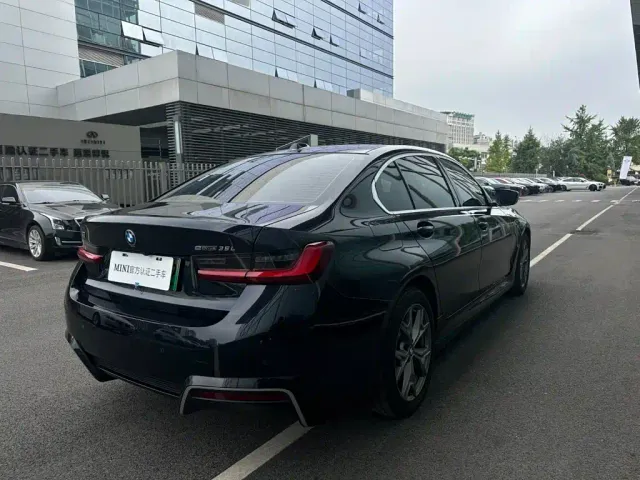 BMW i3 — Фото автомобиля 5