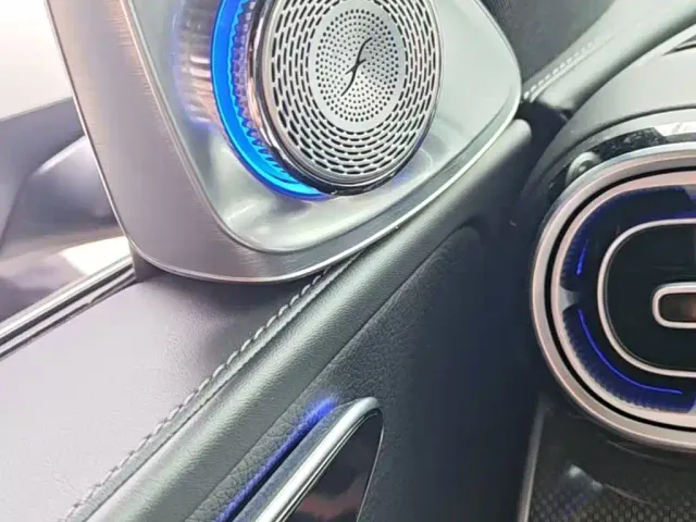 Mercedes-Benz C-Class — Фото автомобиля 7