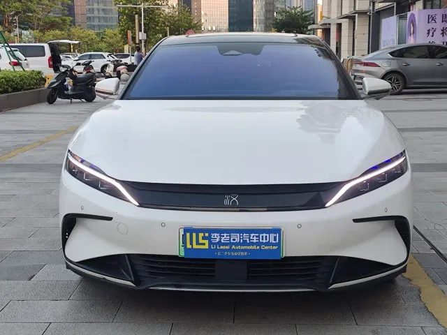 BYD Han — Фото автомобиля 2