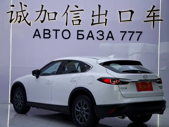 Mazda CX-4 — Фото автомобиля 6
