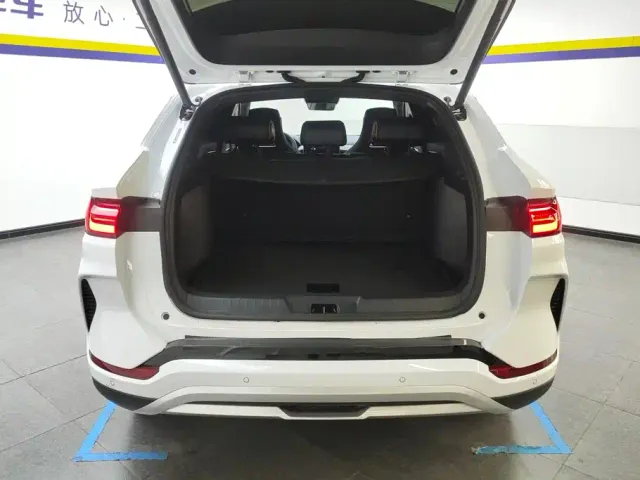 BYD Song PLUS — Фото автомобиля 4