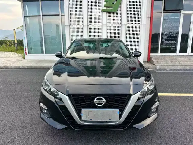 Nissan Teana — Фото автомобиля 21