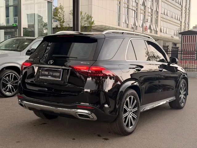 Mercedes-Benz GLE-Class — Фото автомобиля 8