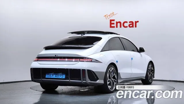 Hyundai Ioniq6 — Фото автомобиля 2