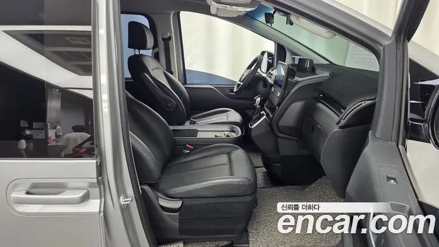 Hyundai Staria Staria Карго 5 мест — Фото автомобиля 3