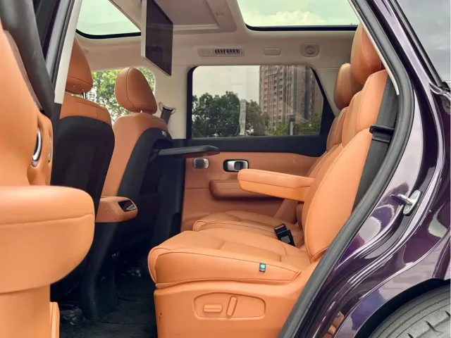 Leapmotor C16 — Фото автомобиля 11