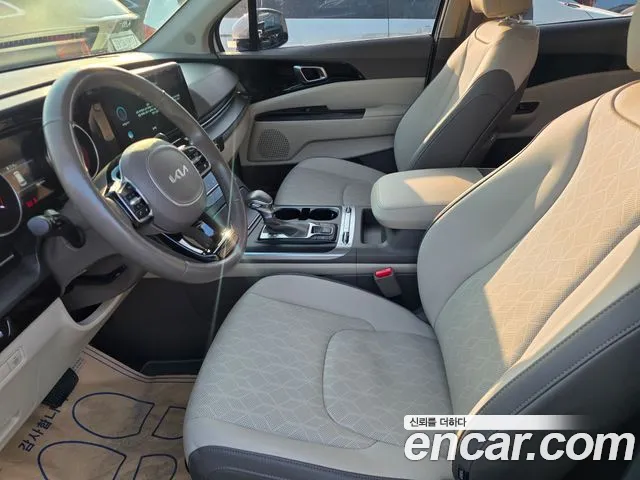 Kia Canival Carnival 4 поколение Дизель 9 мест Prestige — Фото автомобиля 15