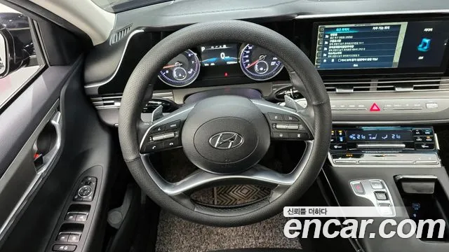 Hyundai Grandeur Новый Grandeur IG — Фото автомобиля 14