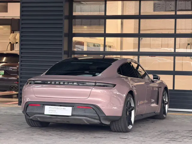 Porsche Taycan 2022 Facelift Taycan — Фото автомобиля 9