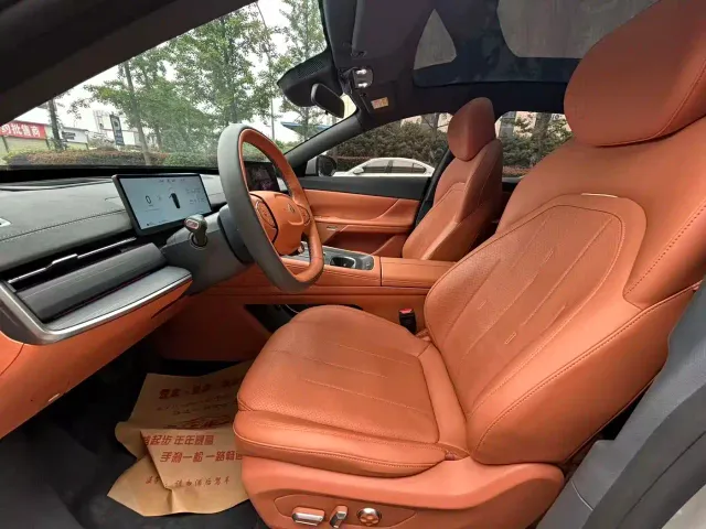 Dongfeng eπ 007 — Фото автомобиля 9