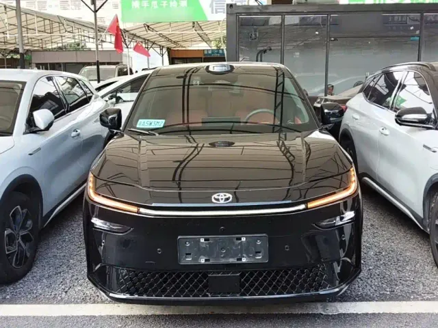 Toyota BoZhi 3X — Фото автомобиля 2