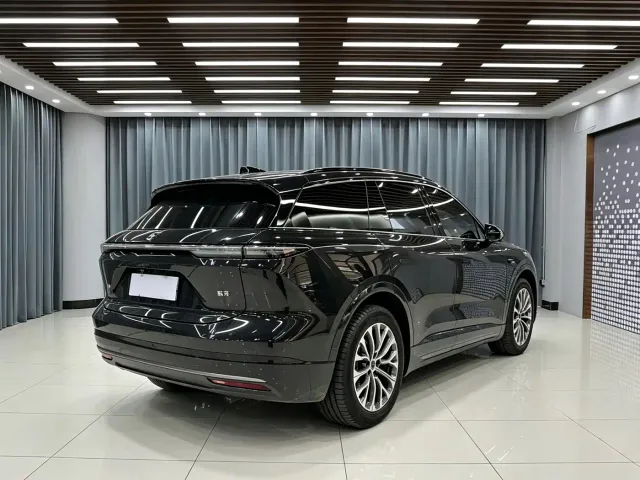 Nio ES6 — Фото автомобиля 3
