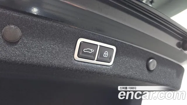 Hyundai Grandeur Grandeur (GN7) 3.5 Бензин 4WD — Фото автомобиля 20