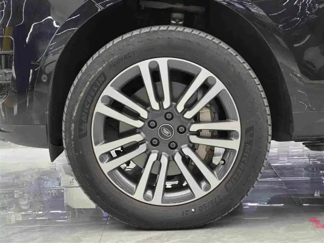 Land Rover Range Rover Sport — Фото автомобиля 4