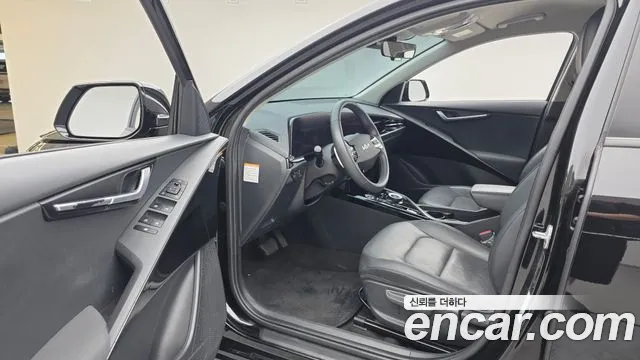 Kia Niro — Фото автомобиля 10