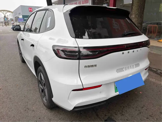 Geely Galaxy E5 — Фото автомобиля 8
